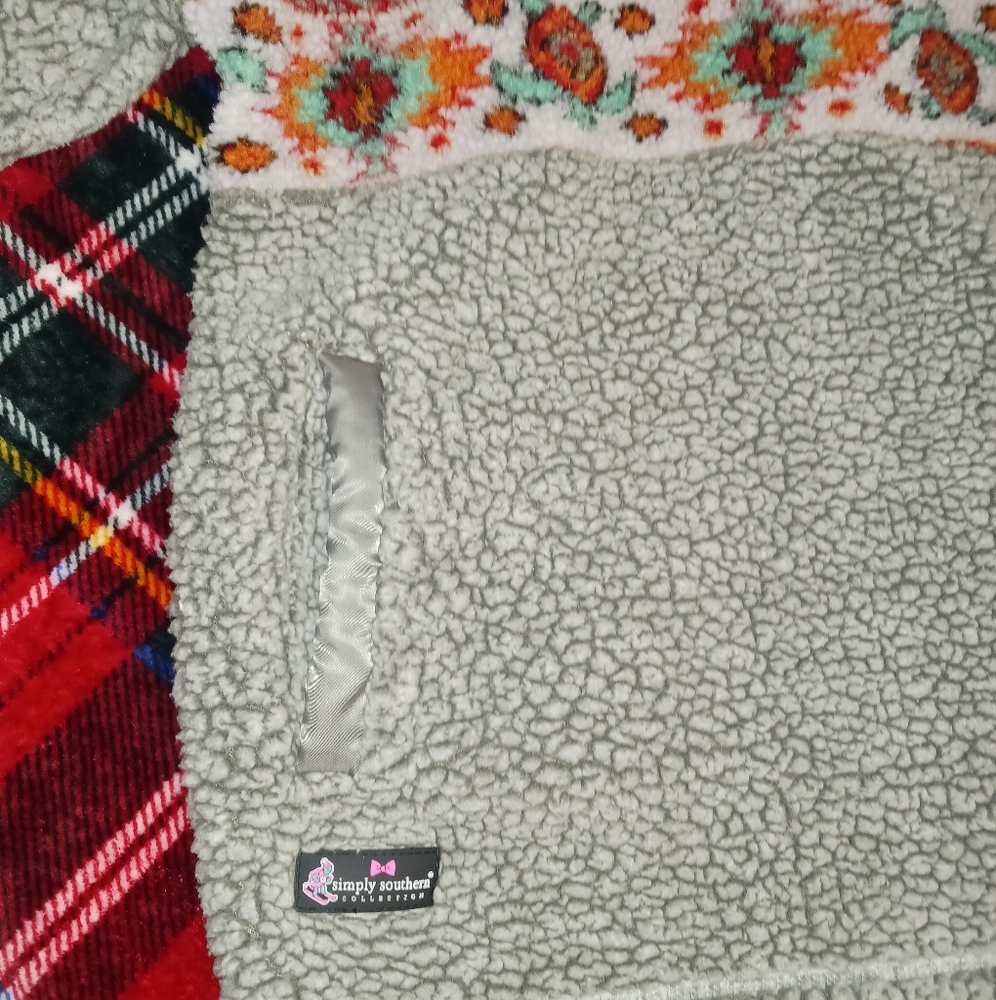 Simply Southern Sherpa Pullover - Picture 5 of 7